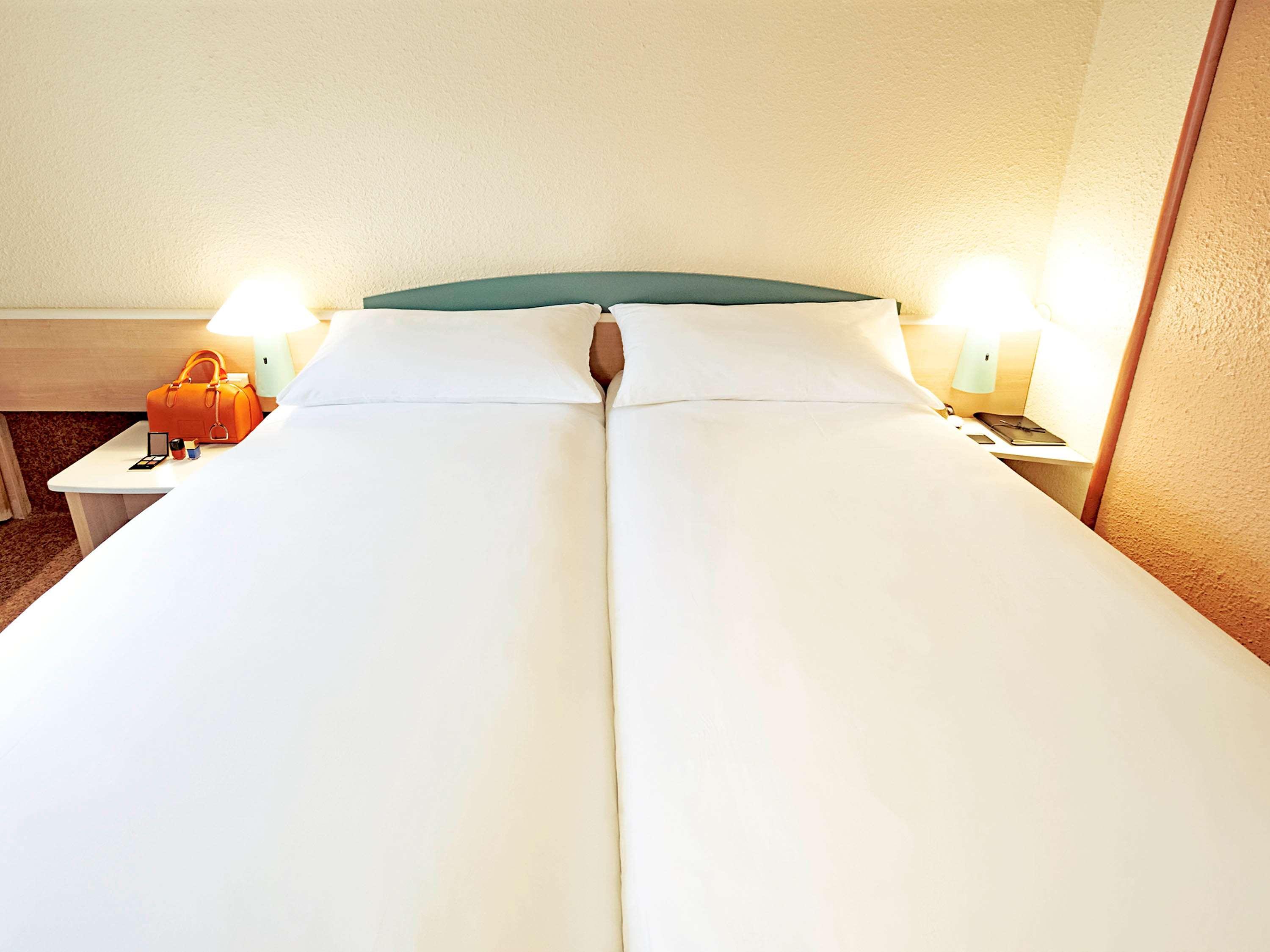 Ibis Saintes Hotel Eksteriør billede
