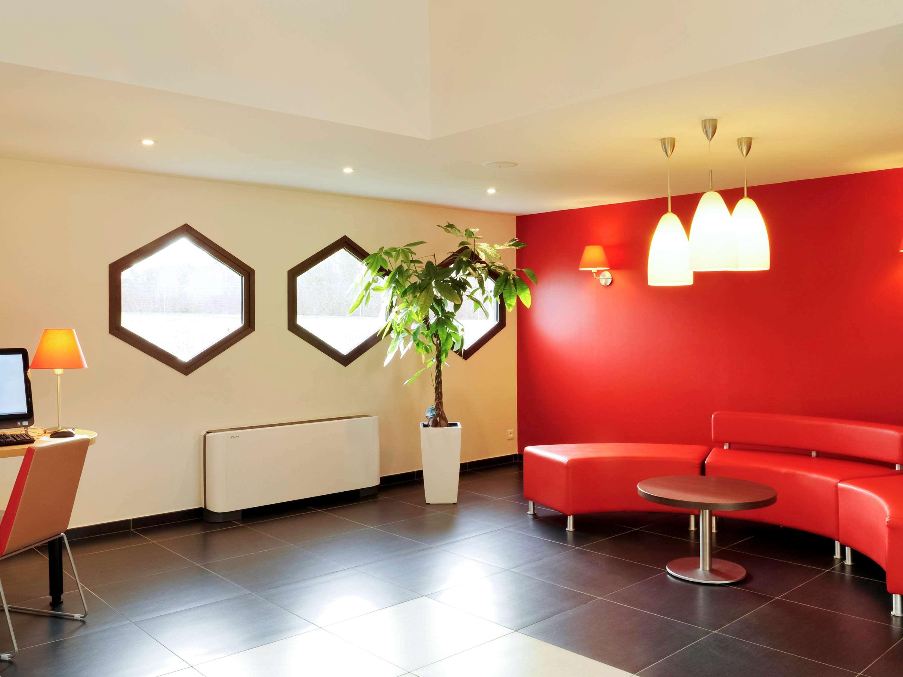 Ibis Saintes Hotel Eksteriør billede