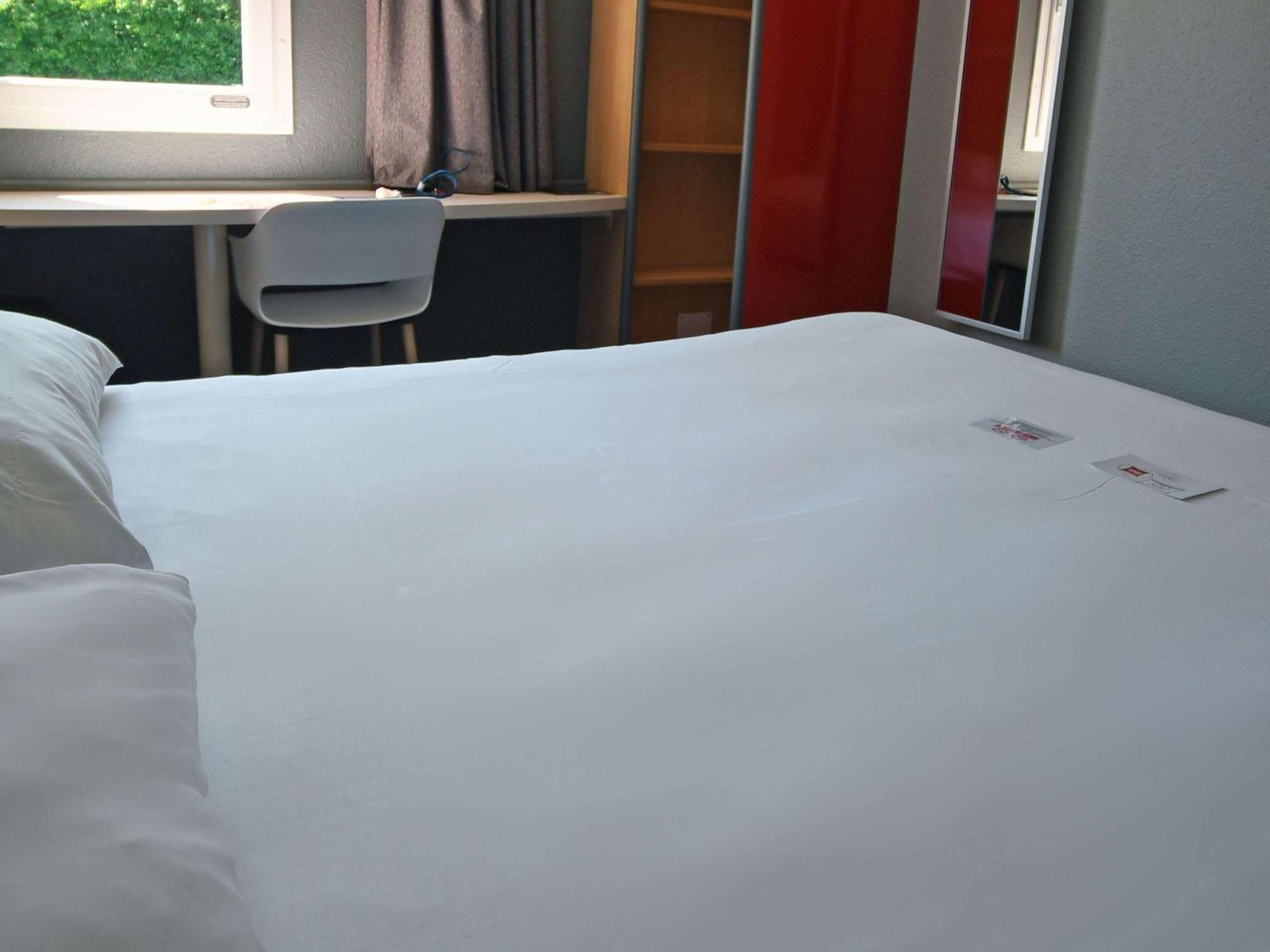 Ibis Saintes Hotel Eksteriør billede