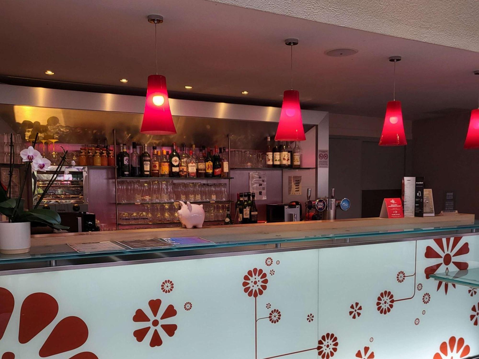 Ibis Saintes Hotel Eksteriør billede