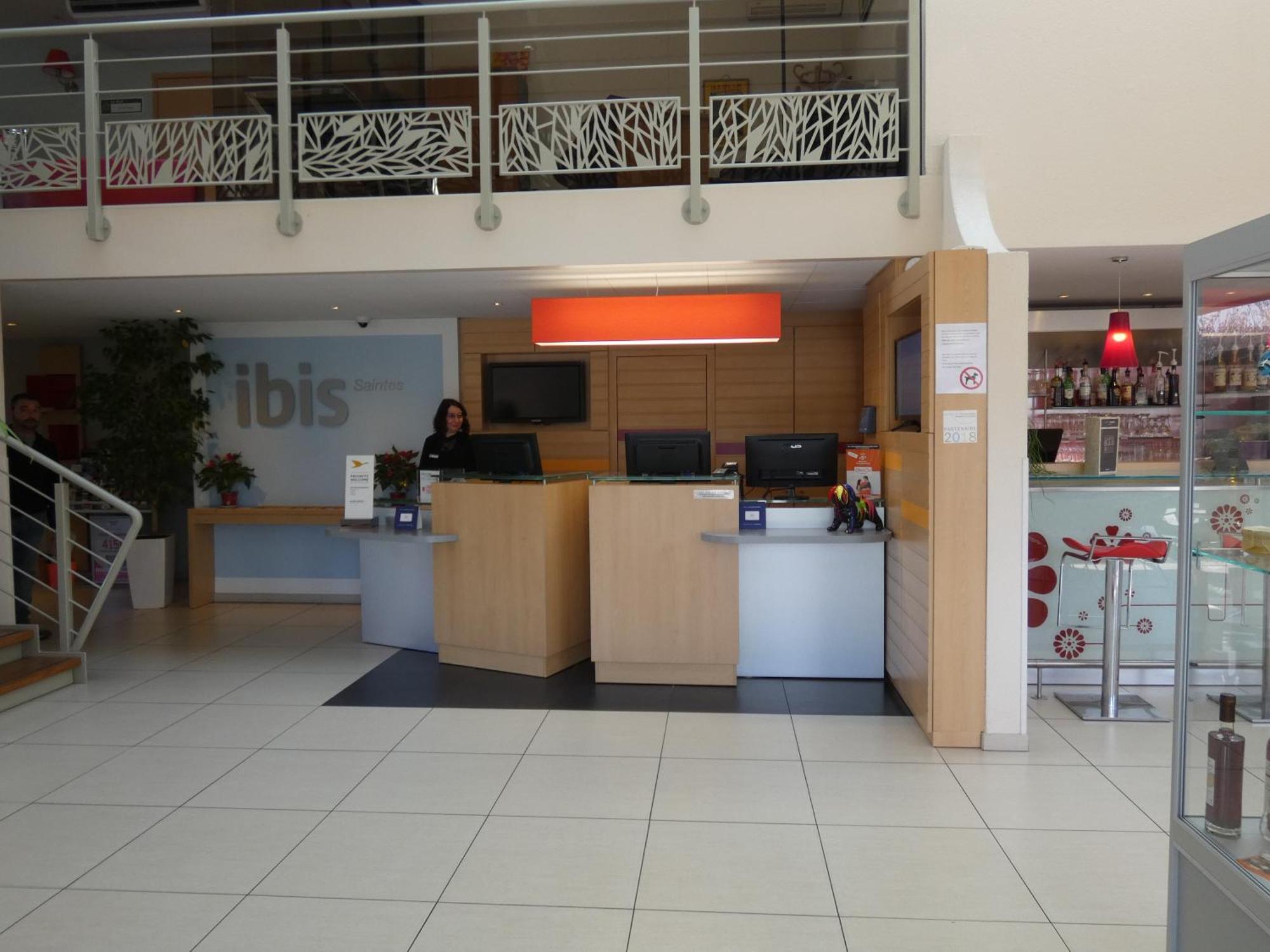 Ibis Saintes Hotel Eksteriør billede
