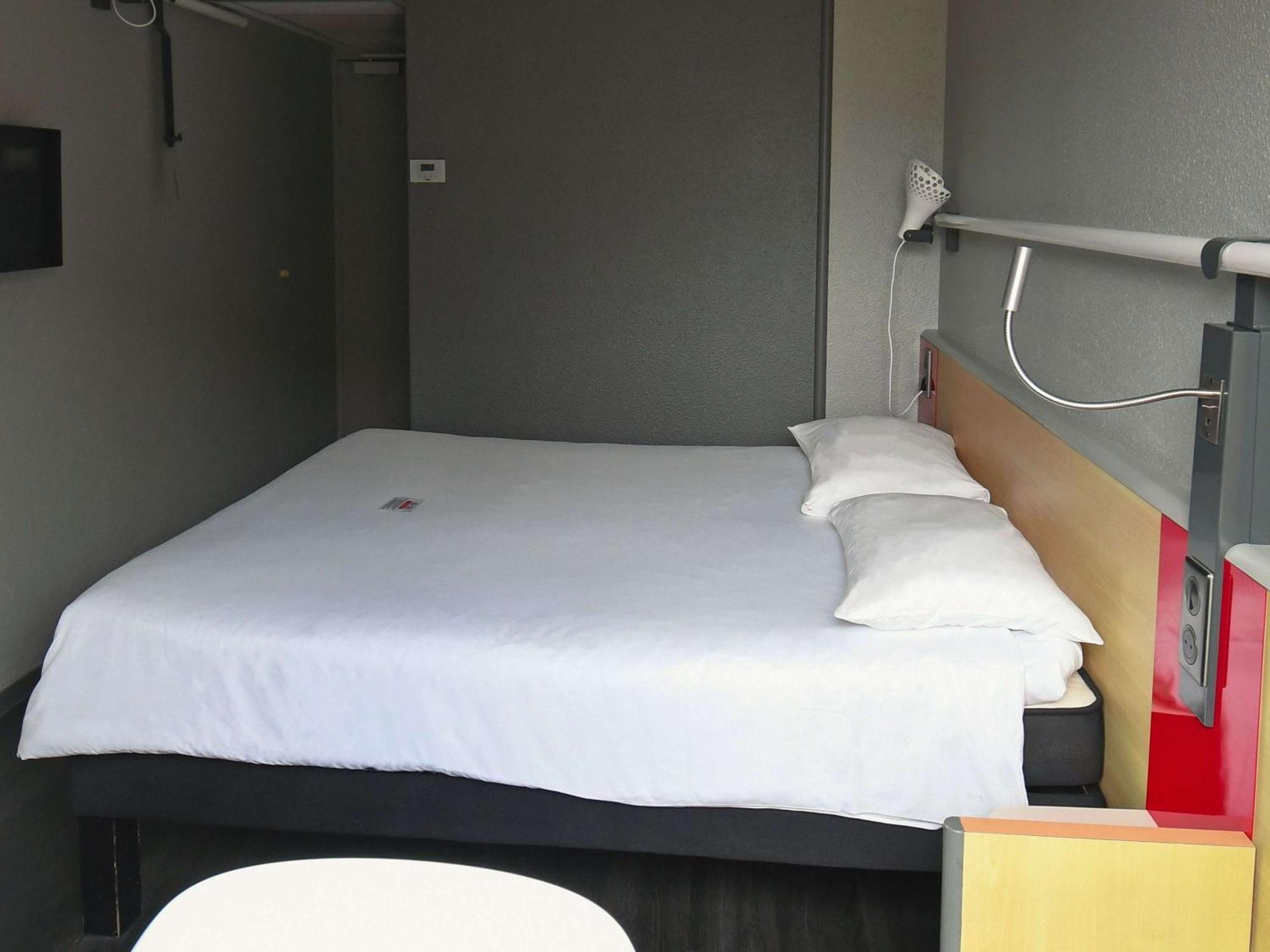 Ibis Saintes Hotel Eksteriør billede